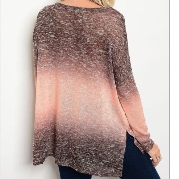 Fashionista Loose Fit Ombré Top - Picture 2 of 8